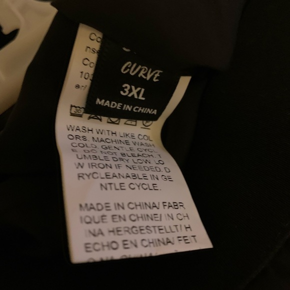 NWOT 3X Shein Black elastic waist wide leg pleated pants - Picture 4 of 4